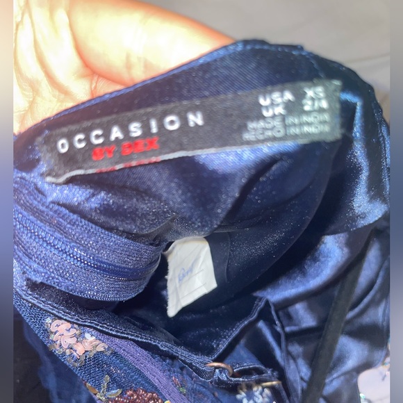 OCCASION by DEX knee length sequence dress - Picture 4 of 4